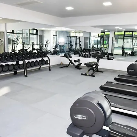 Onyx Breeze - Pool & ナボダリ