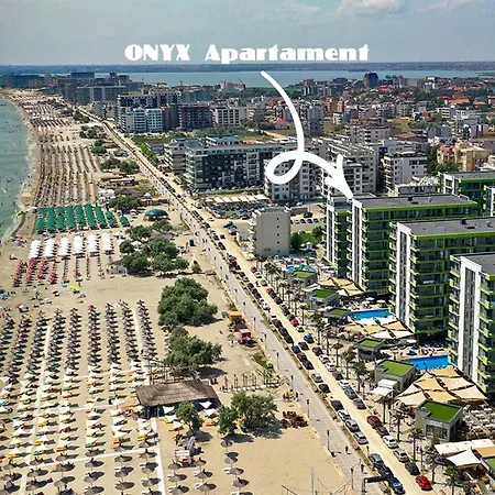 Onyx Breeze - Pool & *